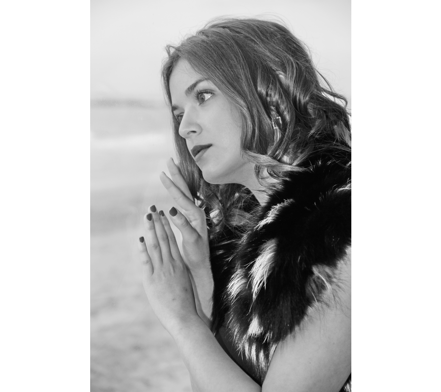 IMM__44915--bw